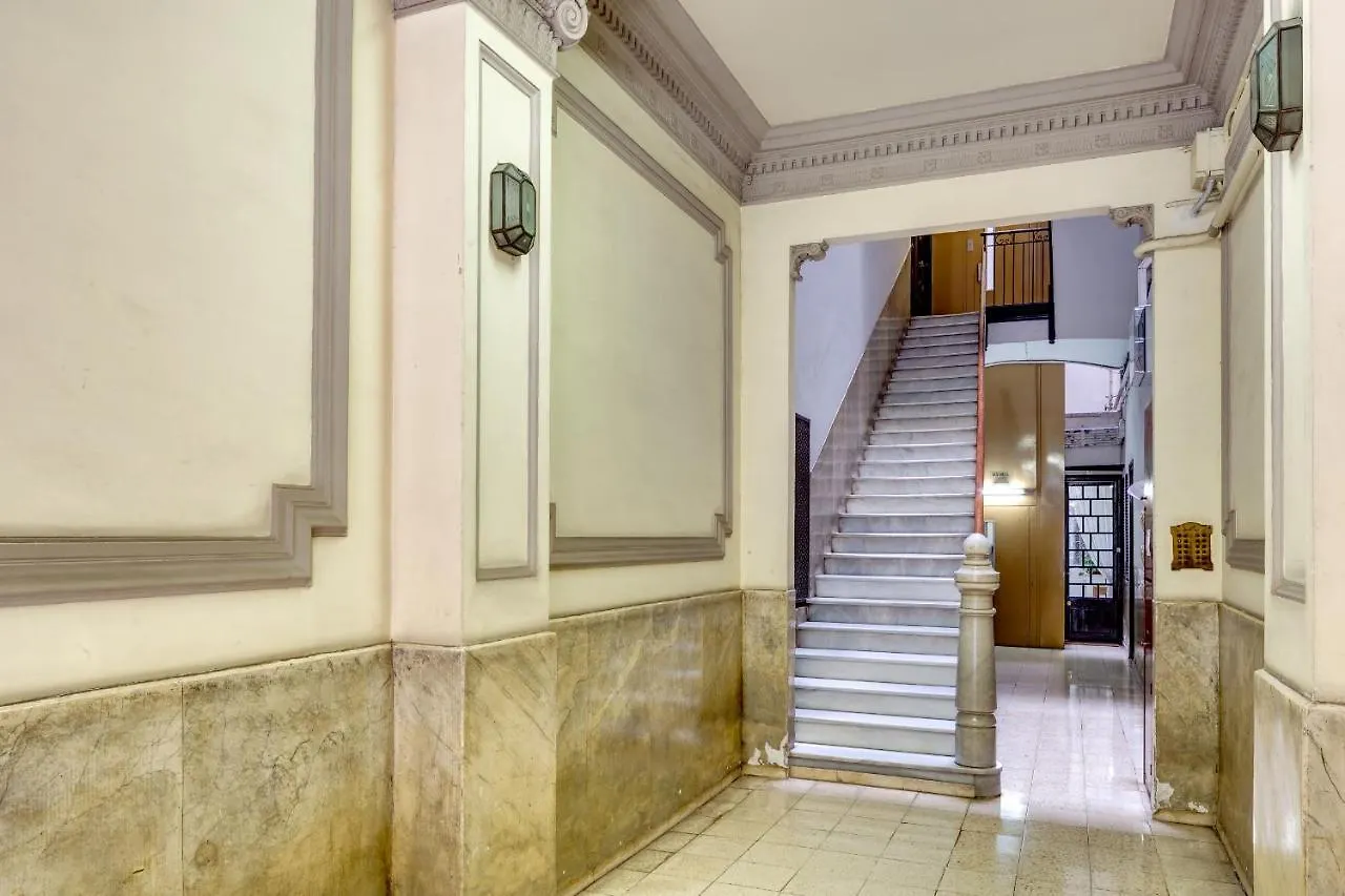 Renovated & Classic 3-Bedroom Sagrada Familia Apt. Barcelona Španělsko